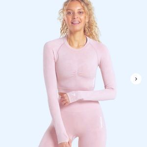 Gymshark - ADAPT CAMO SEAMLESS LONG SLEEVE CROP TOP